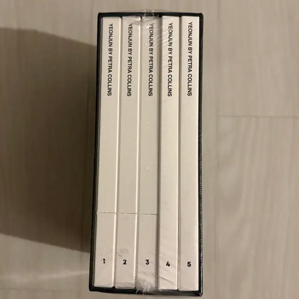 [BUNJANG] TXT Yeonjun Petra Collins Photo Exhibition Merch Set (Sealed) / (미개봉) 투바투 연준 페트라 콜린스 사진전 머치 세트