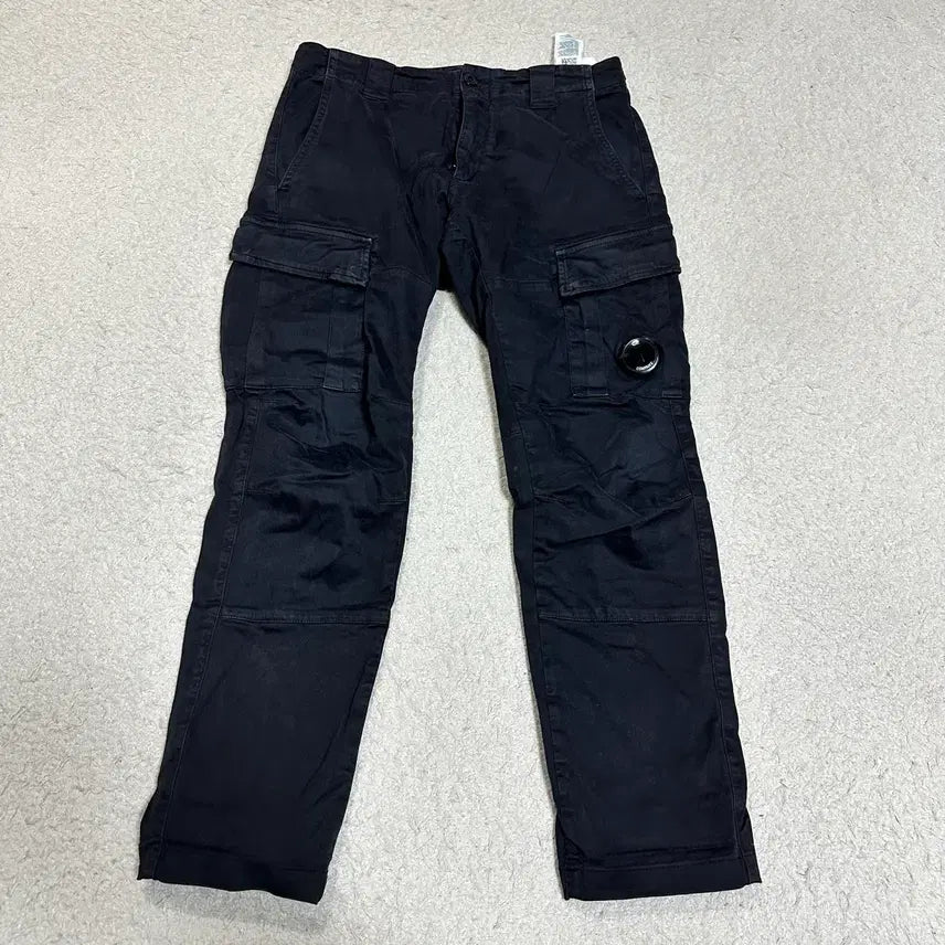 [BUNJANG] CP Company Dark Navy Cargo Pants Size 46 / CP컴퍼니 다크네이비 카고 팬츠 46