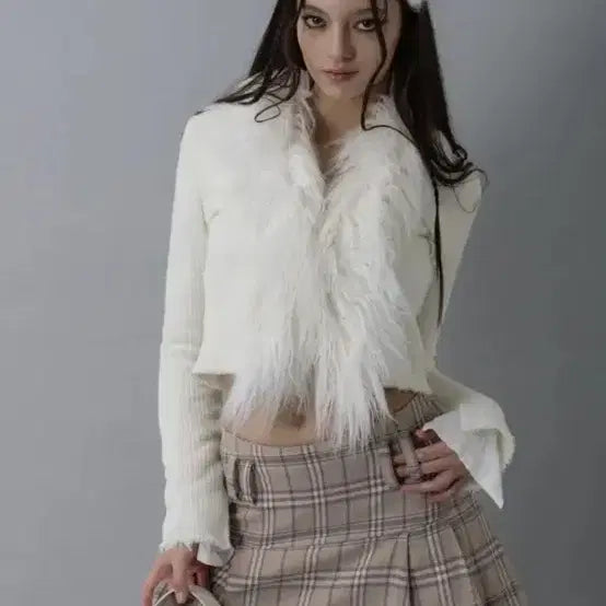 [BUNJANG] Dry Rose Faux Fur Cardigan New With Tags / 드라이로즈 퍼 가디건 택달린 새상품