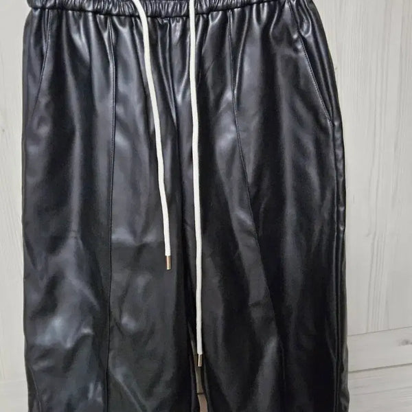 [BUNJANG] Kang Sisters Faux Leather Banding Shorts Black / 강자매 레자 밴딩 숏팬츠 블랙