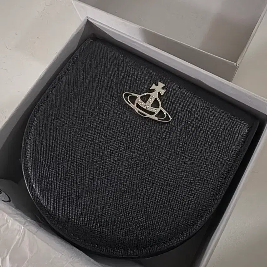 [BUNJANG] Vivienne Westwood Nano Saddle Crossbody Bag Black / 반값!!) 비비안 웨스트우드 나노 새들 크로스백 블랙