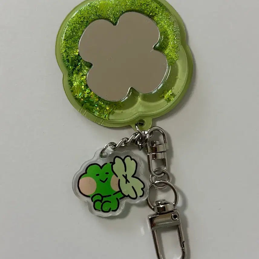 [BUNJANG] Rom&nd Clover Water Ball Mirror Keyring / 롬앤 클로버 워터볼 거울 키링