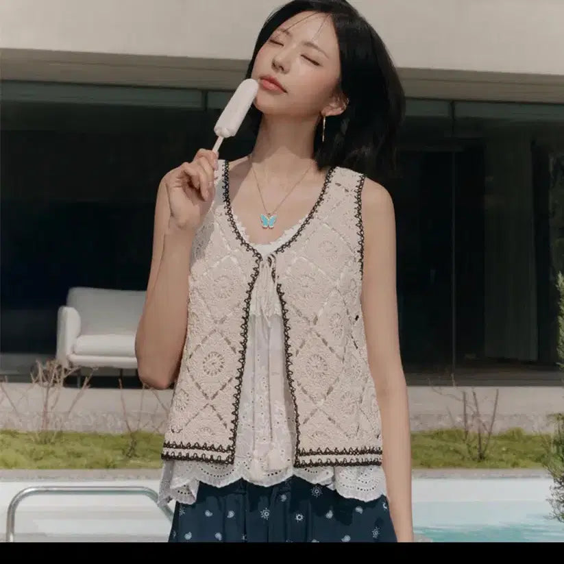 [BUNJANG] The Atch Crochet Vest S Size New / 김고은 더엣지 크로셰 베스트 S 새상품 (69900원)