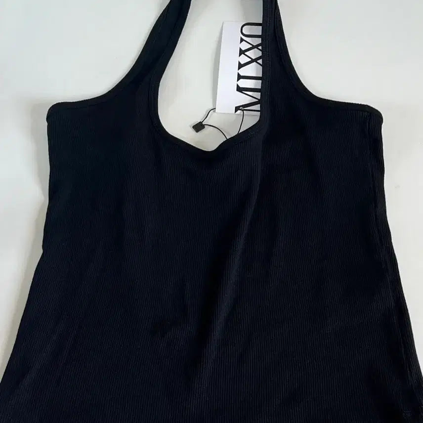 [BUNJANG] Miero Halterneck Sleeveless Top (Black/White) / [새상품] 미쏘 홀터넥 슬리브리스 블랙/화이트