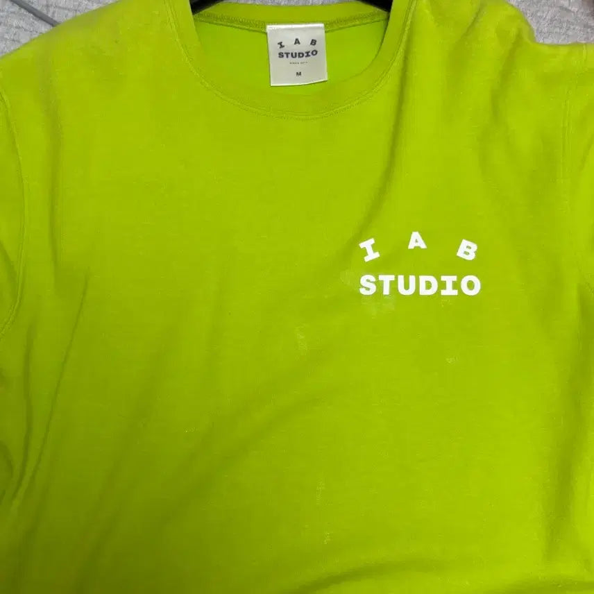 [BUNJANG] Iab Studio Short Sleeve T-shirt M Lime / 아이앱 스튜디오 반팔 M