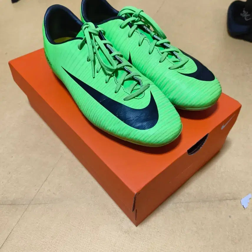 [BUNJANG] Nike Mercurial Victory FG Soccer Cleats (Discontinued) - Size 240 / 나이키 머큐리얼 빅토리 (단종)240 축구화 팝니다