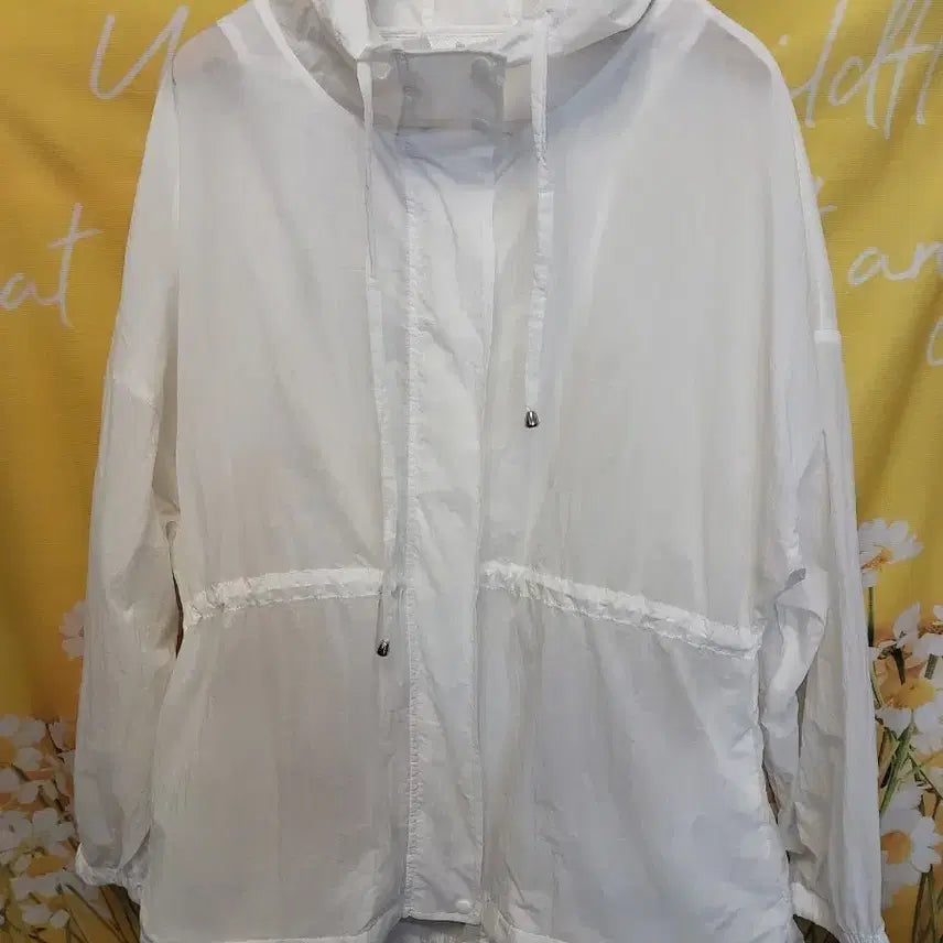 [BUNJANG] Compagna White Hooded Windbreaker Jacket / 55S]    꼼빠니아 화이트 바람막이 후드 자켓
