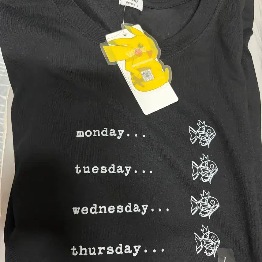 [BUNJANG] SPAO Kingler T-Shirt L / 스파오 잉어킹 티셔츠 L