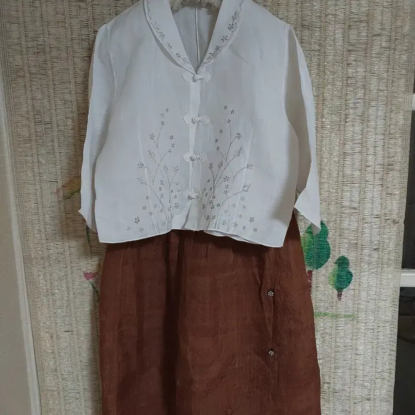 [BUNJANG] Women's Hanbok Blouse and Skirt Set / 마 여성 블라우스+ 치마 세트
