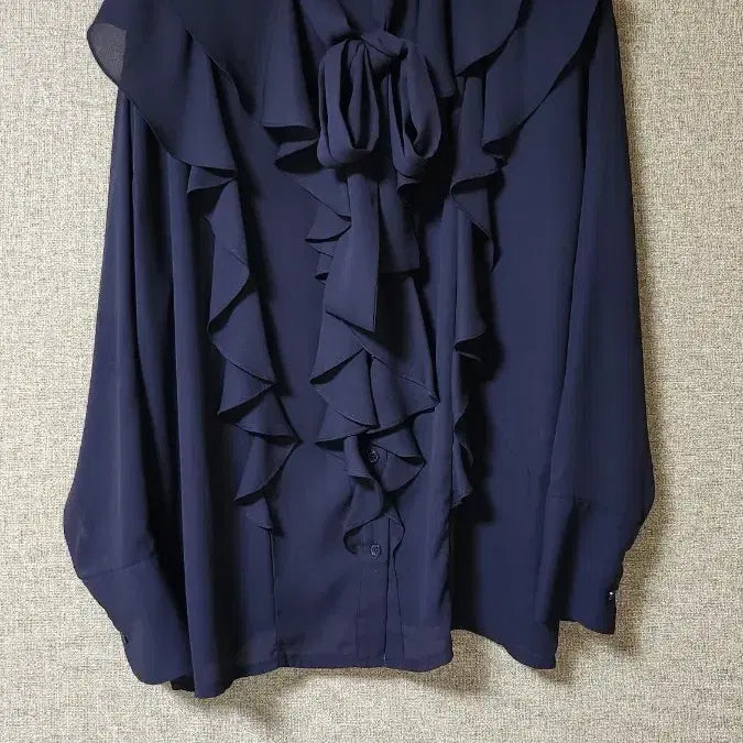 [BUNJANG] Hotping Blouse Black / 핫핑블라우스