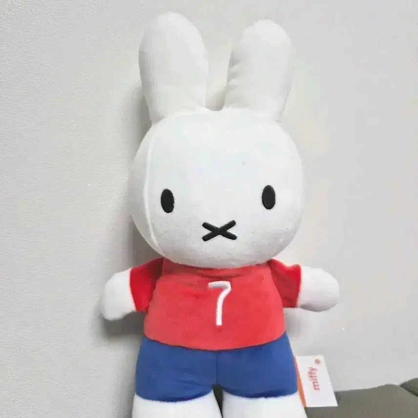 [BUNJANG] Miffy Miffy Soccer Medium Plush / 미피 대한민국 미피축구 중형인형