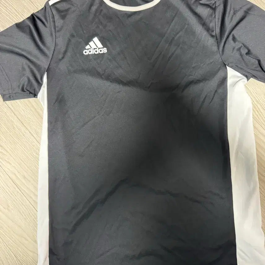 [BUNJANG] Adidas Short Sleeve T-Shirt / 아디다스 반팔티셔츠