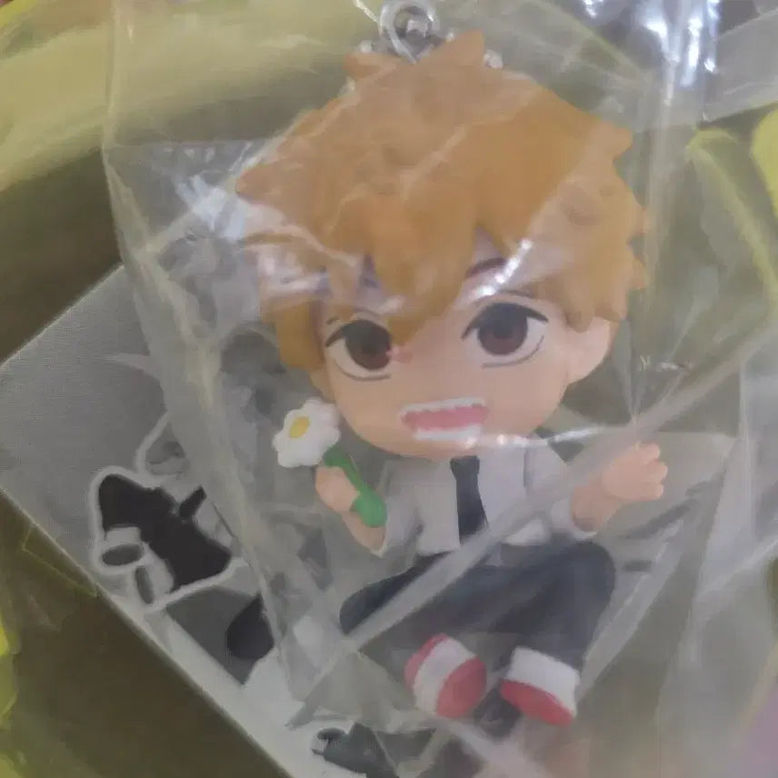 [BUNJANG] Chainsaw Man Denji Mini Figure (Sealed) / 체인소맨 덴지 피규어