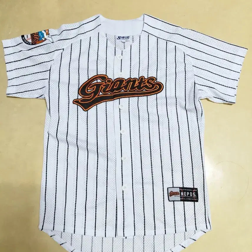 [BUNJANG] Lotte Giants Home Stripe Baseball Uniform Size 85 / 롯데자이언츠 홈 스트라이프 유니폼 85사이즈 팝니다