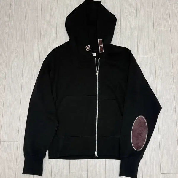 [BUNJANG] Character Lighter Hoodie Zip-up / 카락터 라이터 후드집업