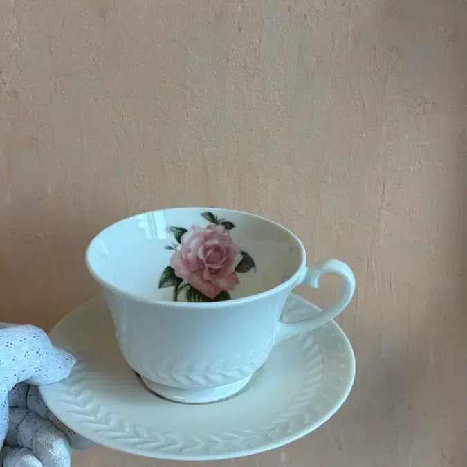 [BUNJANG] 1940s Theodore Haviland Rose Cup and Saucer / 1940년대 미국 테오도르 하빌랜드 로즈 컵앤소서
