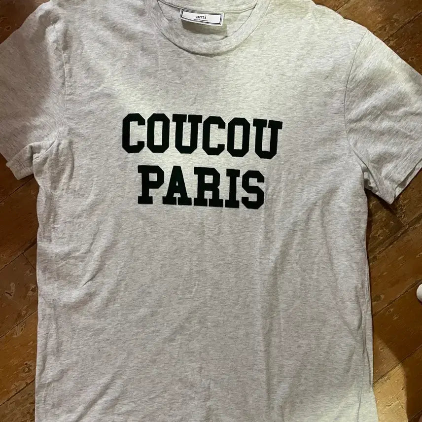 [BUNJANG] AMI Paris Grey Short-Sleeve T-Shirt L / 아미  그린 패치 COUCOU PARIS 그레이 반팔티 L