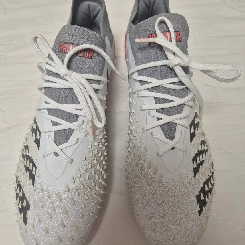 [BUNJANG] Adidas Predator AG Football Boots White / 프레데터 ag 축구화 흰색 버전 팝니다