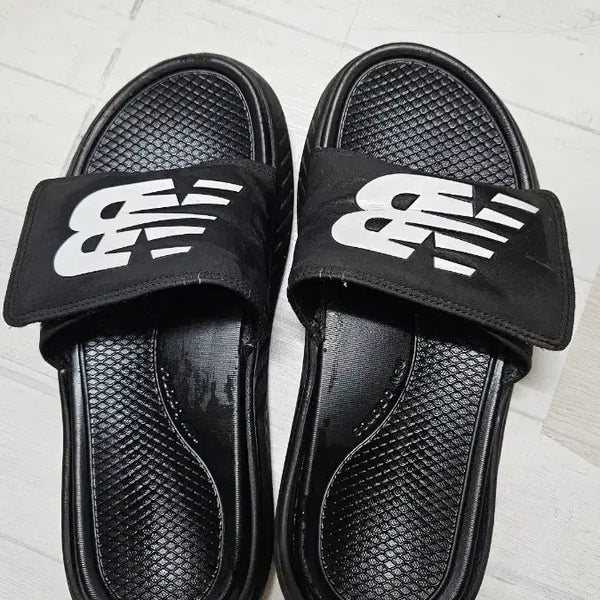[BUNJANG] New Balance Cushioning Slides / <<최저가템!>> 뉴발란스 쿠셔닝 슬리퍼!(feat.260)