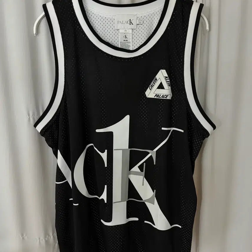 [BUNJANG] Palace x Calvin Klein CK1 Reversible Basketball Vest Black White / 팔라스 x CK1 리버시블 베스킷볼 베스트 블랙 화이트