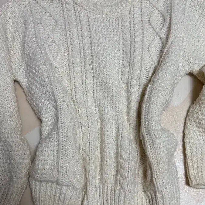 [BUNJANG] Beige Knit Sweater (S-M) / 베이지니트