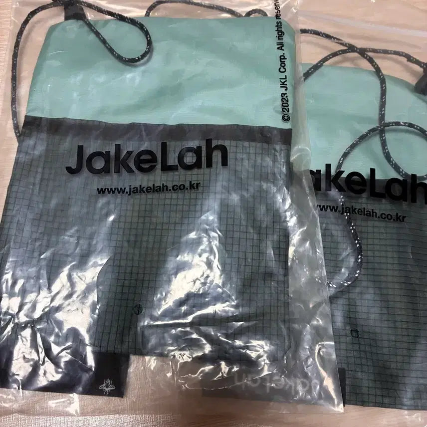 [BUNJANG] Jakela Pouch Set (Mint/Black) / 제이크라 파우치 2개 세트 민트/블랙