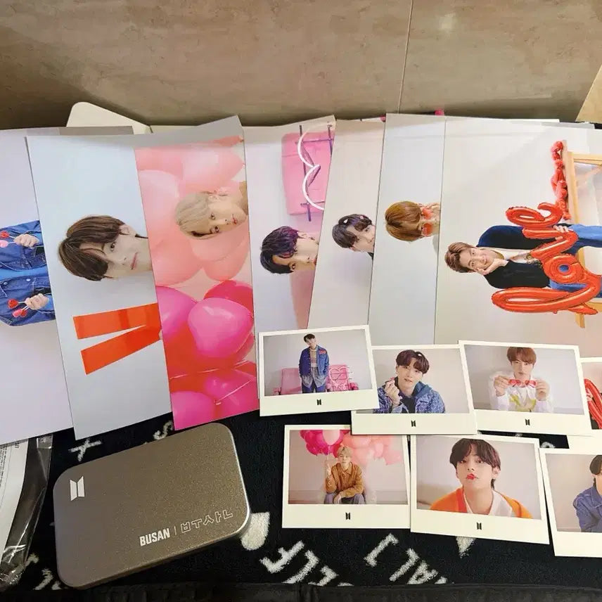 [BUNJANG] BTS Yet to Come in Busan Polaroid & Mini Poster Bundle Set / 방탄소년단 부산콘 옛투컴 폴라로이드, 미니포스터 일괄