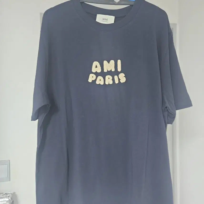 [BUNJANG] AMIPARIS Navy Short Sleeve T-Shirt / 아미파리스 반팔티 네이비