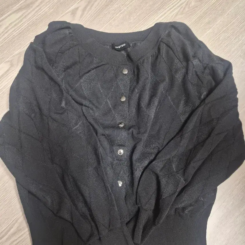 [BUNJANG] System Black Diamond Pattern Cardigan / 시스템 블랙 다이아몬드 패턴 가디건
