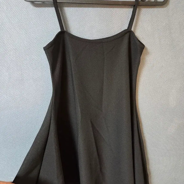 [BUNJANG] Black Sleeveless Tank Top / 나시티 검정