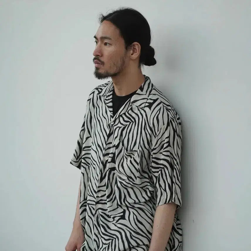 [BUNJANG] Comori Rayon Open Collar Shirt Zebra / 코모리 레이온 오픈 카라 셔츠 지브라 2