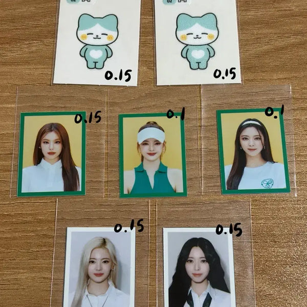 [BUNJANG] ITZY Official Fanclub Photo Cards (2nd, 3rd Gen), Twin Sticker Set / [양도] 있지(ITZY) 팬클럽 공식 증사(2기, 3기), 트윈지 띠부씰