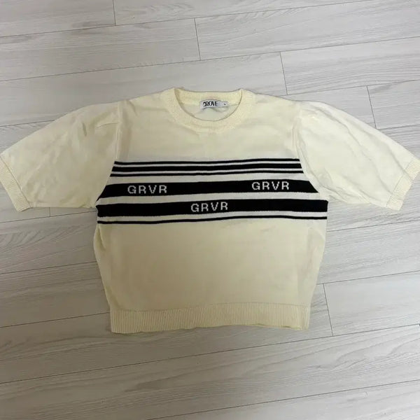 [BUNJANG] Grove Short Sleeve Knit Ivory / 그로브 반팔 니트 아이보리