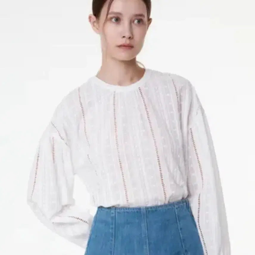 [BUNJANG] Atelier Vanessa Bruno Punching Embroidery Pattern White Blouse / (새상품) 아떼바네사브루노 펀칭 자수 패턴 화이트 블라우스