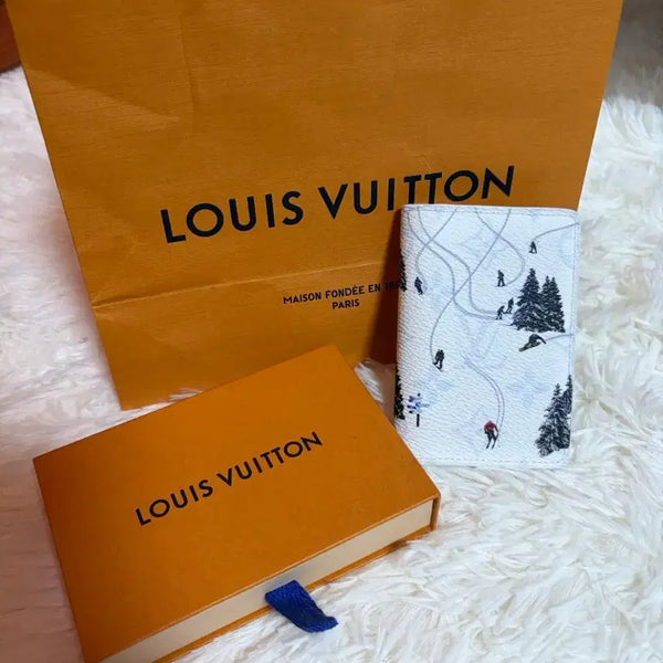 [BUNJANG] Louis Vuitton Organizer White Ski Card Holder / [새상품급] 루이비통 오거나이저 화이트 스키 카드지갑
