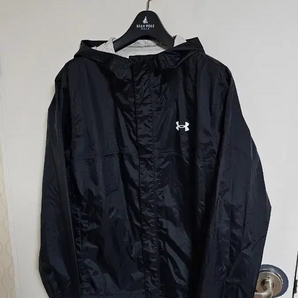 [BUNJANG] Under Armour Cloudstrike 2.0 Windbreaker Jacket / 언더아머 클라우드스트라이크 2.0바람막이(620