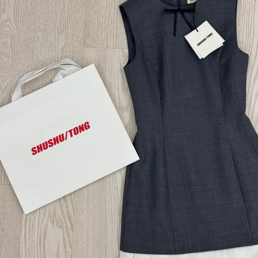 [BUNJANG] Shushu Tong Mini Dress Grey XS / 슈슈통 shushu tong 미니드레스 원피스 그레이 XS