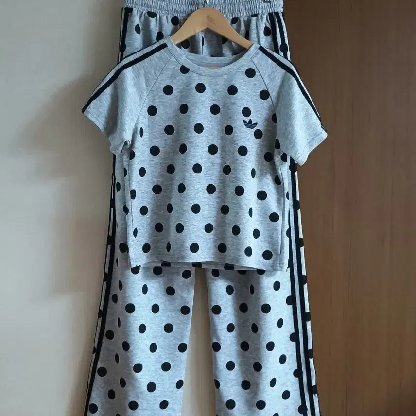 [BUNJANG] Dot Pattern Training Set / 새상품)도트 패턴 트레이닝 세트