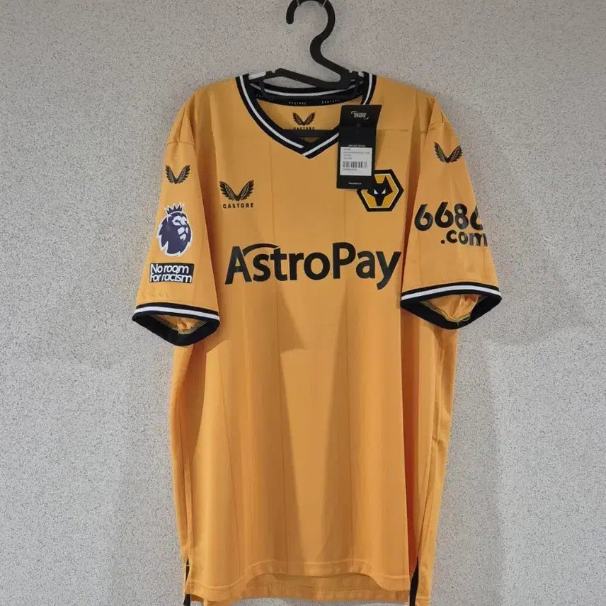 [BUNJANG] Hwang Hee-chan Wolverhampton Wanderers 2023-24 Replica Football Jersey / 23-24울버햄튼 황희찬 축구유니폼 새상품