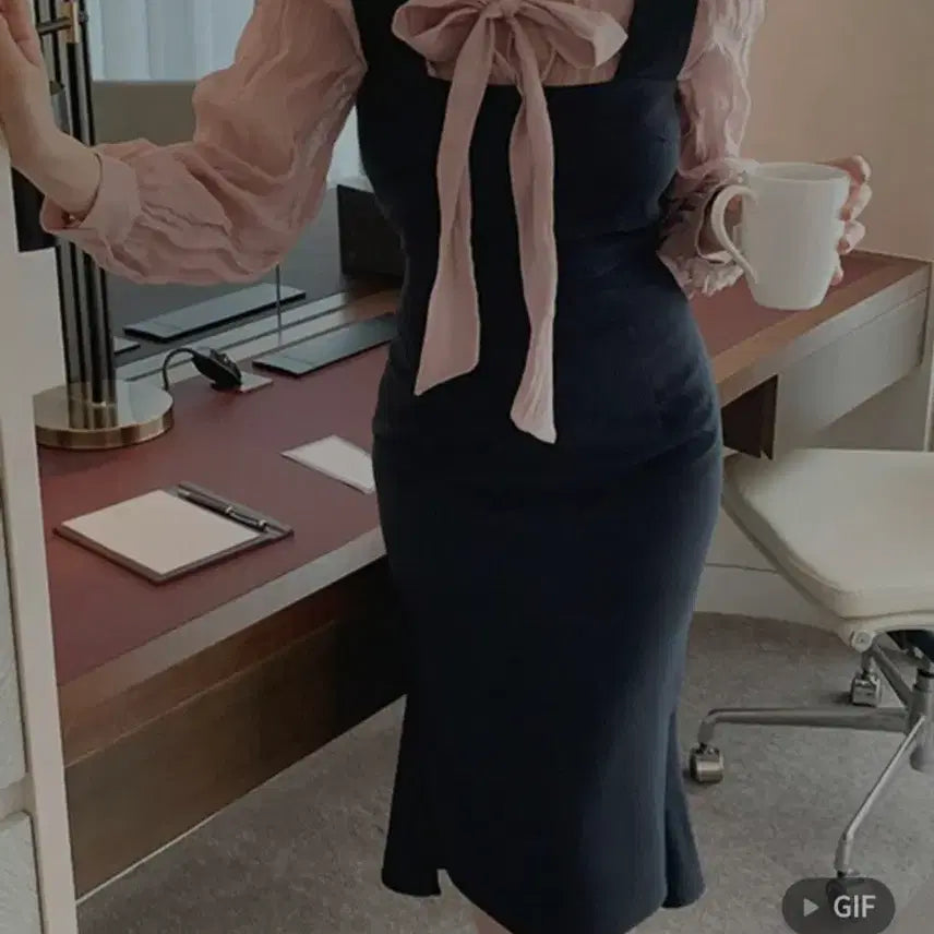 [BUNJANG] Fromthenon Rane Pleated Tie Blouse / (새상품)프롬데이원 블라우스 라네플리츠타이