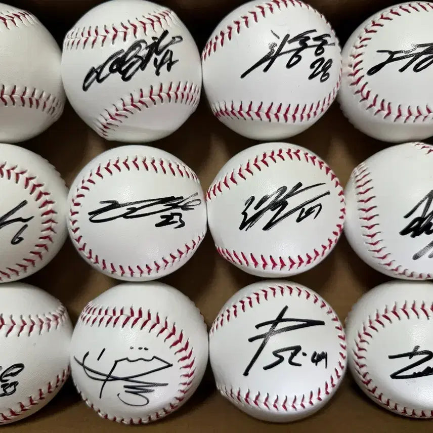 [BUNJANG] Doosan Bears Signed Baseball / 두산베어스 친필 싸인볼