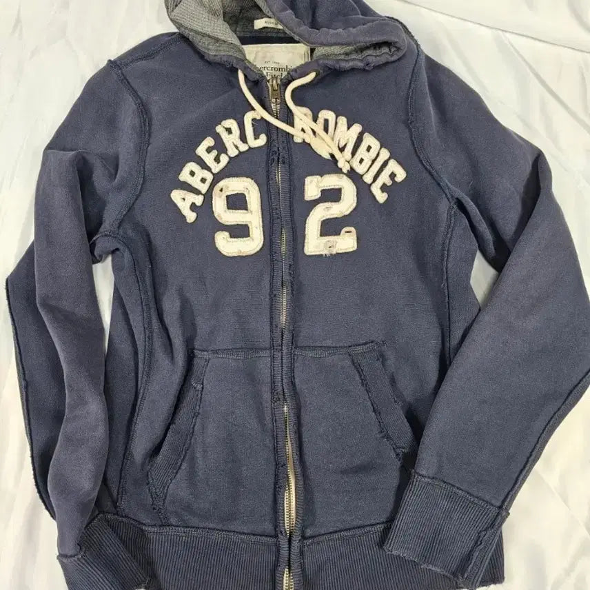 [BUNJANG] Abercrombie & Fitch Hoodie Zip-Up (L) / 아베크롬비후드집업