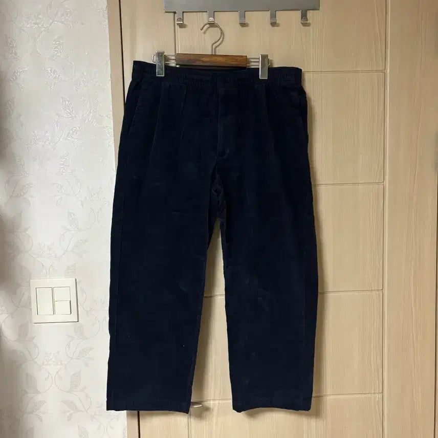[BUNJANG] Uniqlo Corduroy Easy Pants / 유니클로 코듀로이 이지팬츠