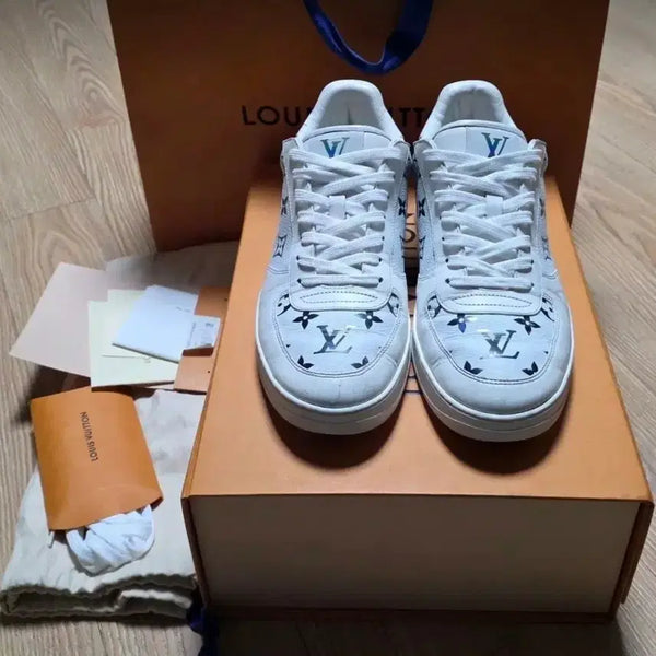 [BUNJANG] Louis Vuitton Monogram Sneakers White Men's Size 8 / 루이비통 스니커즈 흰색 남성용 8싸이즈 (정품)