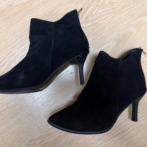 [BUNJANG] Black Suede Ankle Boots - Size 245 (Heel Repair Needed) / 블랙 스웨이드 앵클부츠 245(굽 수선 필요)