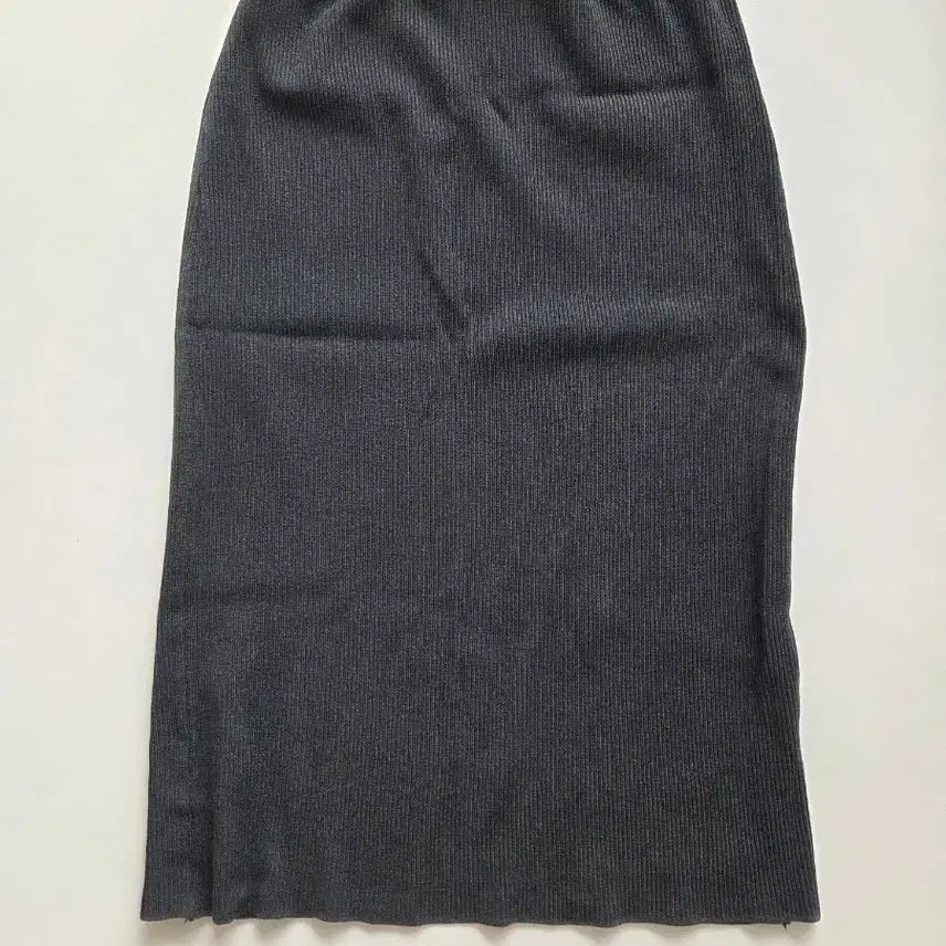 [BUNJANG] Charcoal Ribbed Knit Skirt / 차콜 밴딩 니트 스커트