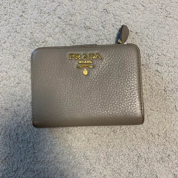 [BUNJANG] Prada Zip-Up Card Holder / 프라다 집업 카드지갑