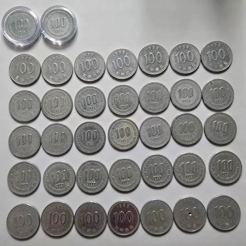 [BUNJANG] Collection of 37 Vintage Commemorative Coins (1970-1998) / 100주 모음 (70,71,72,77,85,98년)