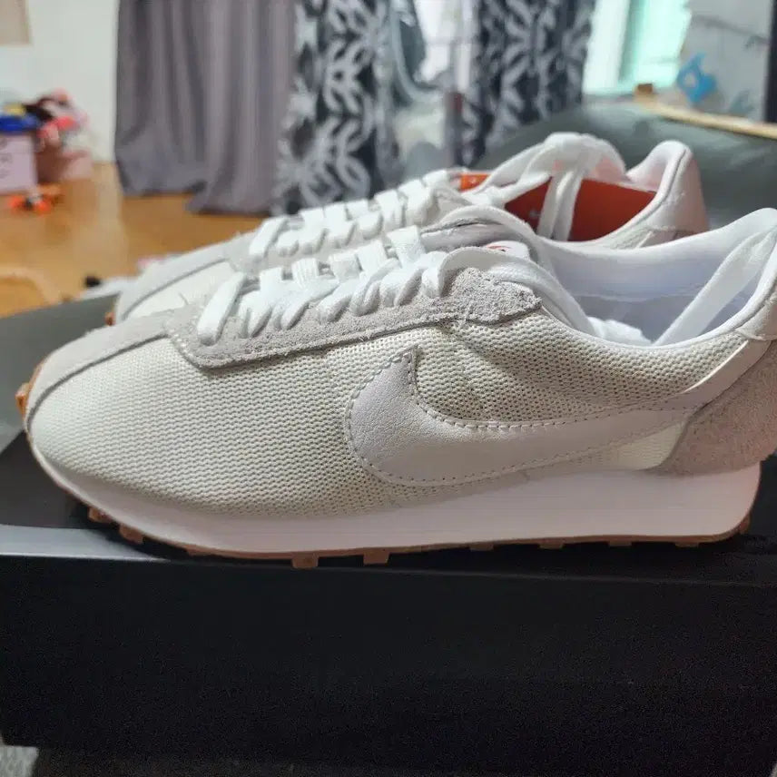 [BUNJANG] Nike LD-1000 Women's Shoes / [새제품]나이키 LD-1000 240MM 판매합니다