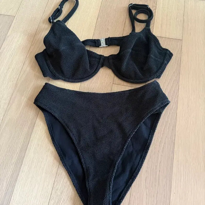 [BUNJANG] ARKET Bikini Swimsuit Black / 아르켓 수영복 비키니